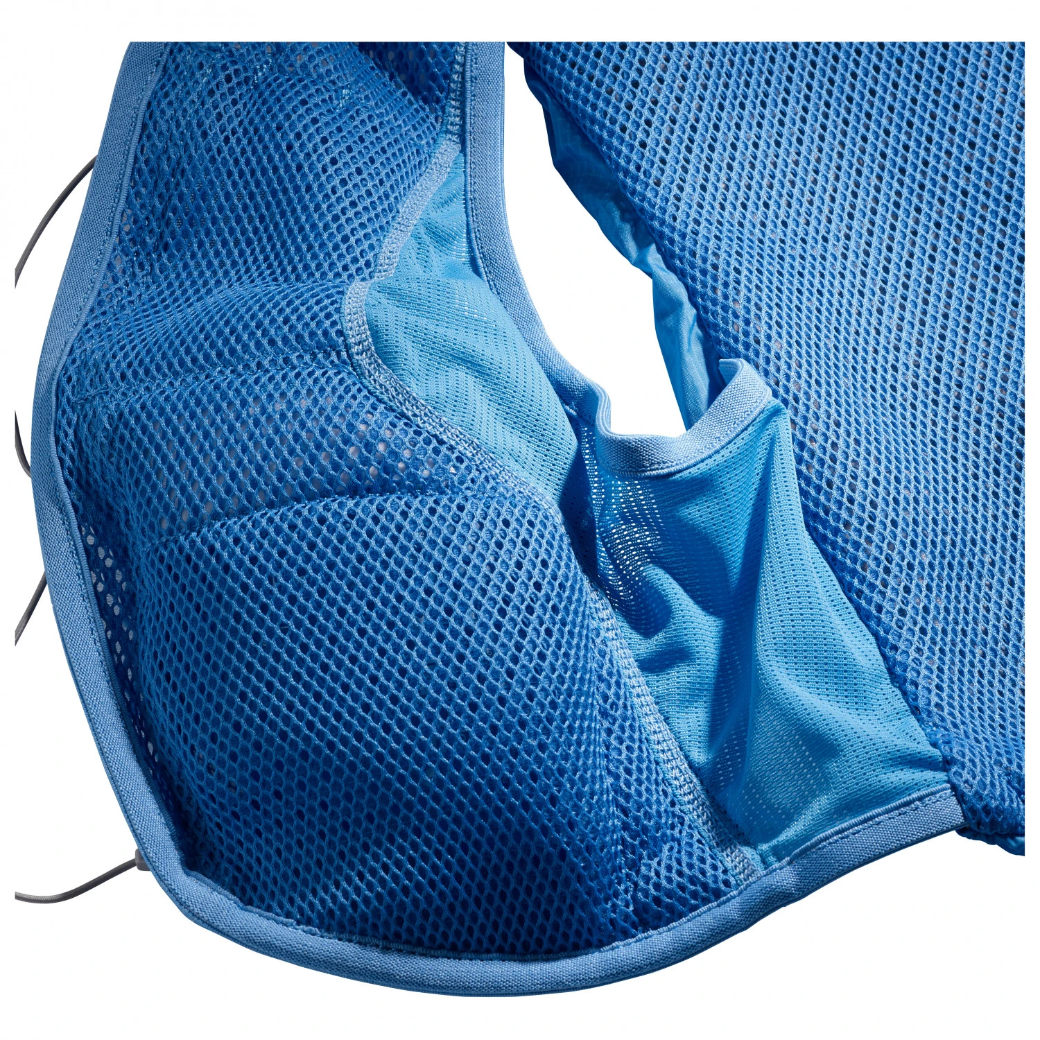 Salomon Women's Active Skin 8 Set - Running Vest 6 Salomon Women's Active Skin 8 Set - Running Vest - Image 4